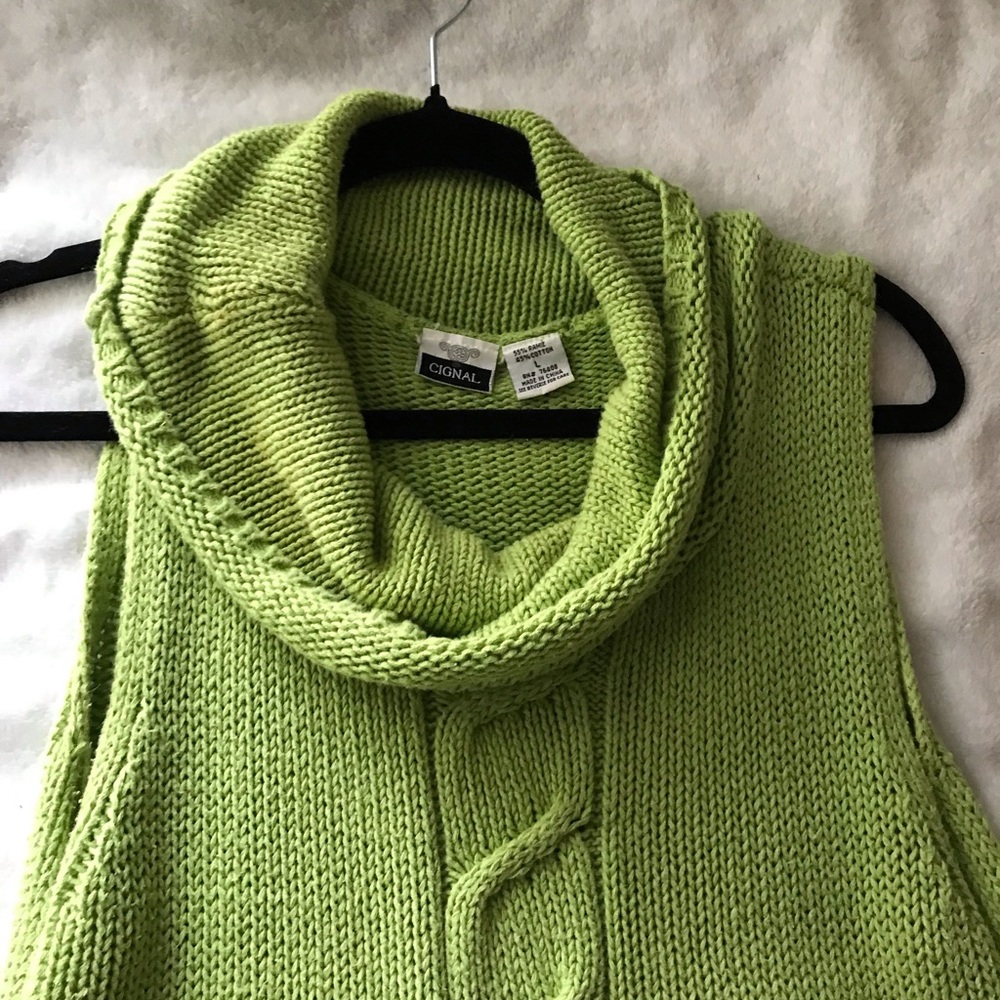 Green Sleeveless Top